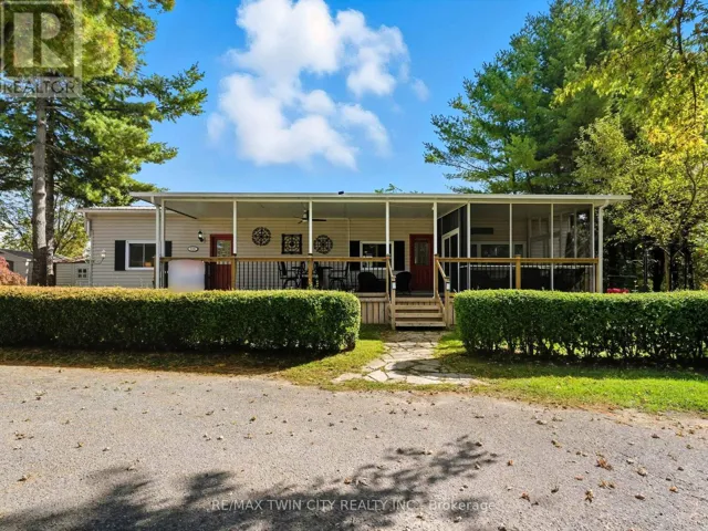 518 - 673 BRANT WATERLOO ROAD, North Dumfries, Ontario N0B1E0