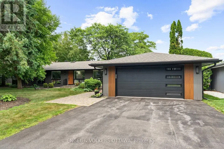 51 LISMER CRESCENT, Ottawa, Ontario K2K1A5