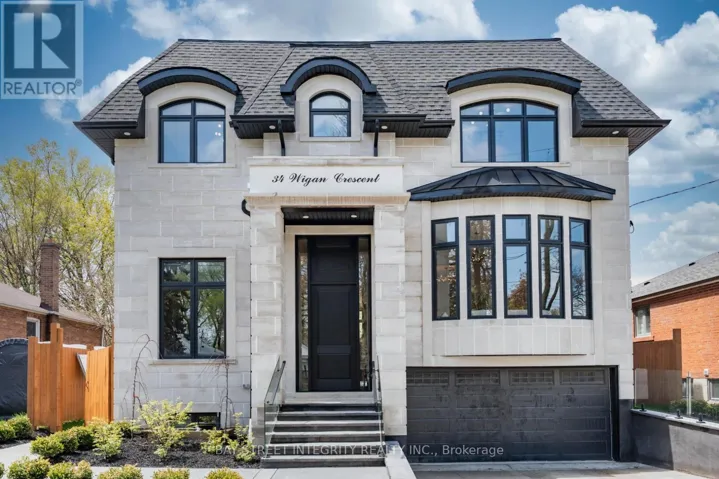 34 WIGAN CRESCENT, Toronto (Clanton Park), Ontario M3H3A4
