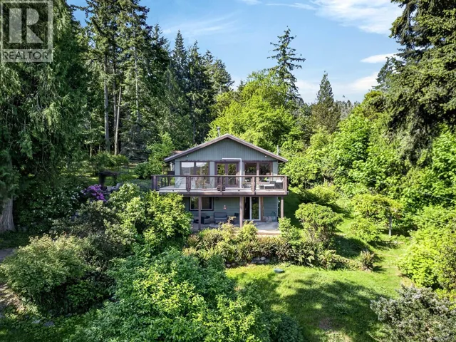 206 Roland Rd, Salt Spring, British Columbia V8K2B7