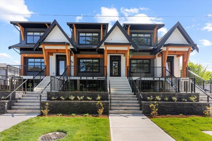 2 46106 RIVERSIDE DRIVE, Chilliwack Proper East, Chilliwack, British Columbia V2P3K9