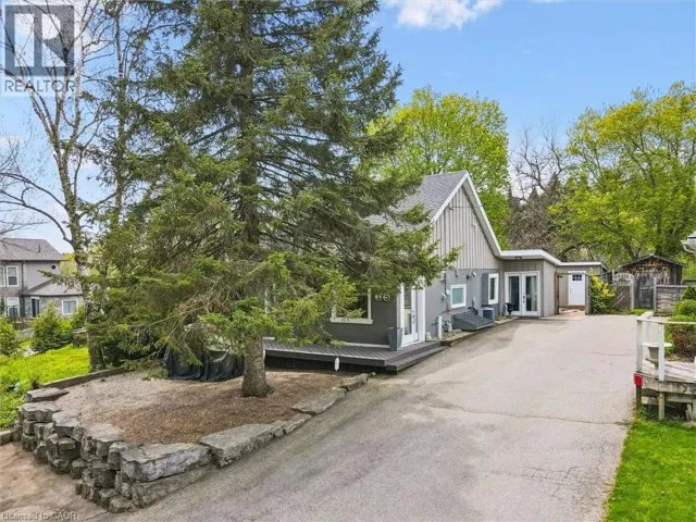 15 POPLAR Trail, Puslinch, Ontario N3C2V4