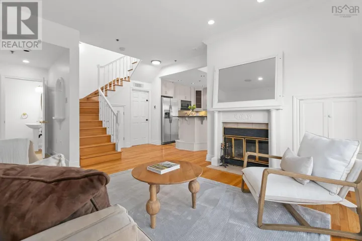 5 1049 South Park Street, Halifax, Nova Scotia B3H2W5