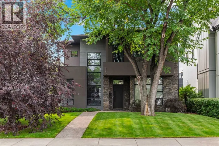 2119 6 Avenue NW, Calgary, Alberta T2N0W8