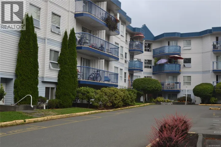 301 200 Back Rd, Courtenay, British Columbia V9N3W6