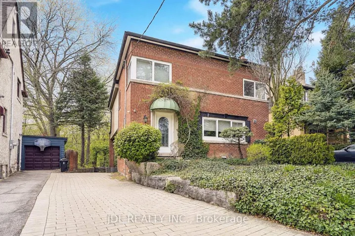 6 NESBITT DRIVE, Toronto (Leaside), Ontario M4W2G3