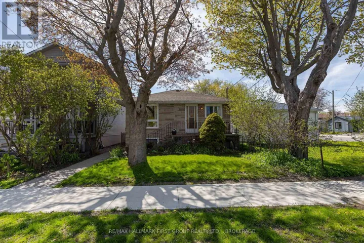 738 VICTORIA STREET, Kingston (East of Sir John A. Blvd), Ontario K7K4S7