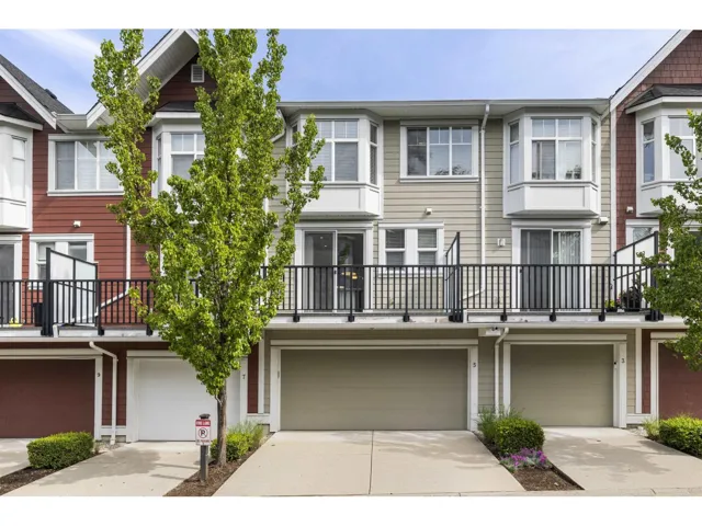 5 20852 77A AVENUE, Langley, British Columbia V2Y0R8