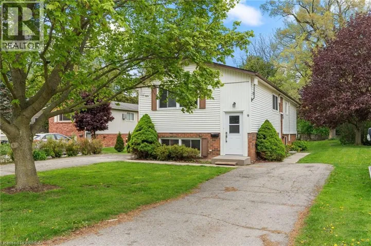 9 CHERRY Street, Simcoe, Ontario N3Y1B3