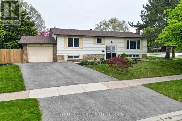 9 JULIANA ROAD, Grimsby (Grimsby East), Ontario L3M4J4