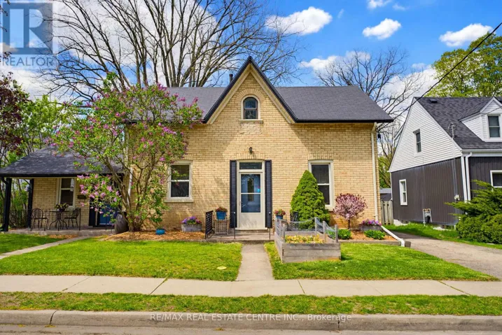 112 VICTORIA AVENUE, Cambridge, Ontario N1S1X9