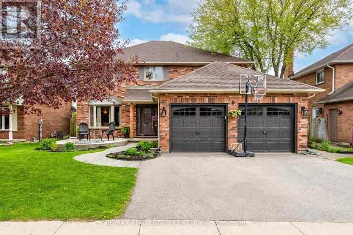 75 HANDORF DRIVE, Cambridge, Ontario N3C3Y3