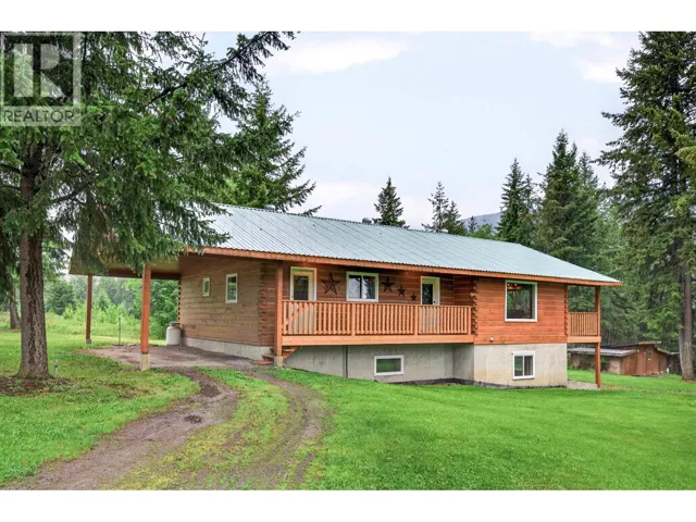 2496 PYE Road, Clearwater, British Columbia V0E3A0
