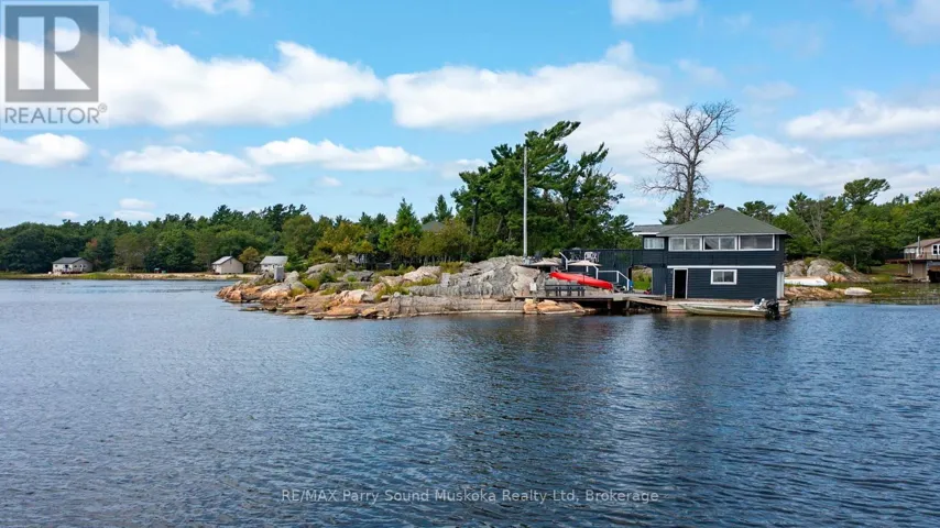 1 ISLAND 271C, Carling, Ontario P0G1G0