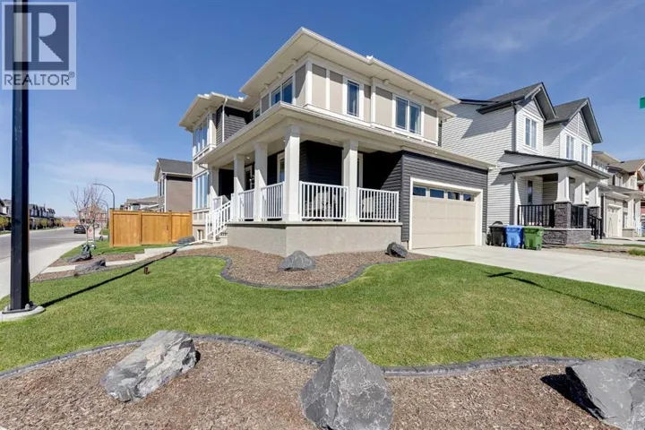 28 Carringwood Close NW, Calgary, Alberta T3P2A9