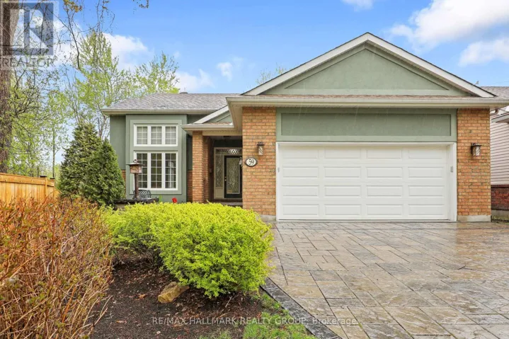 59 PAXTON LANE, Ottawa, Ontario K1B1B7