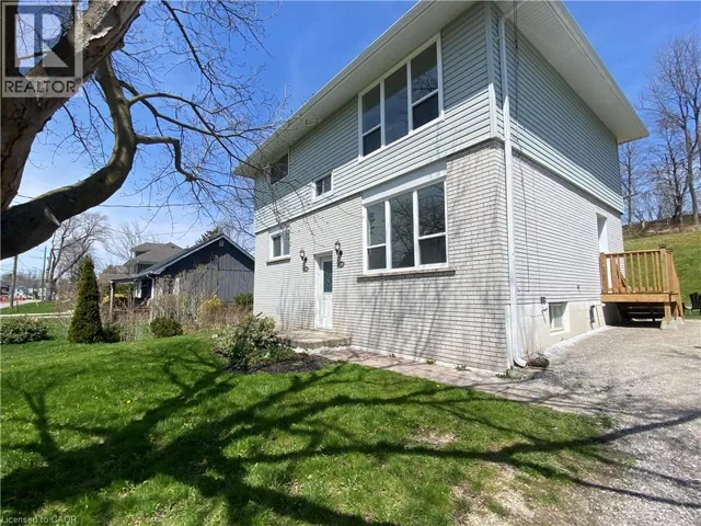118 SUTHERLAND Street E Unit# UPPER, Caledonia, Ontario N3W1C6