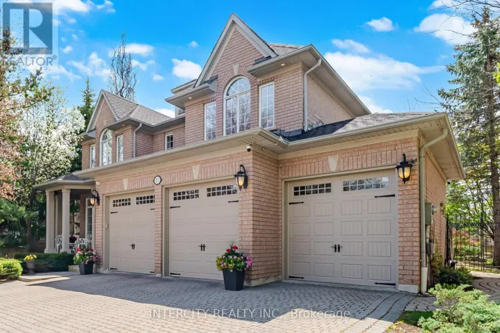 21 CAPNER COURT, Vaughan (Kleinburg), Ontario L0J1C0