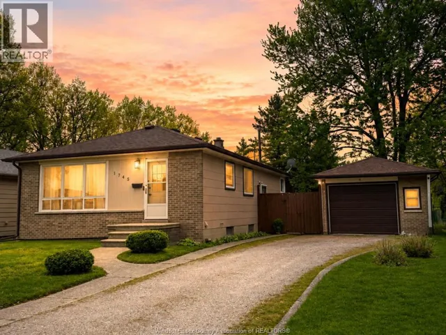 1745 SUN VALLEY DRIVE, Windsor, Ontario N9C3R1