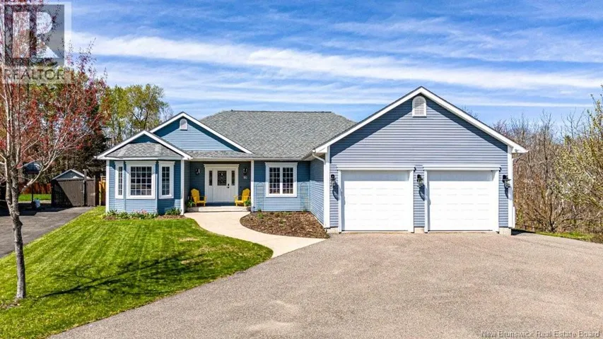 90 MacLean Court, Fredericton, New Brunswick E3G9Y1