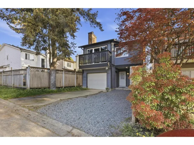 177 SPRINGFIELD DRIVE, Langley, British Columbia V4W3K8