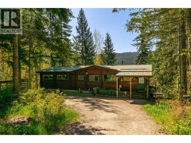 781 Gardom Lake Road, Enderby, British Columbia V0E1V3