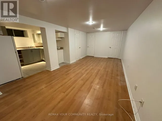 LOWER LEVEL - 90 BINSWOOD AVENUE, Toronto (East York), Ontario M4C3N9