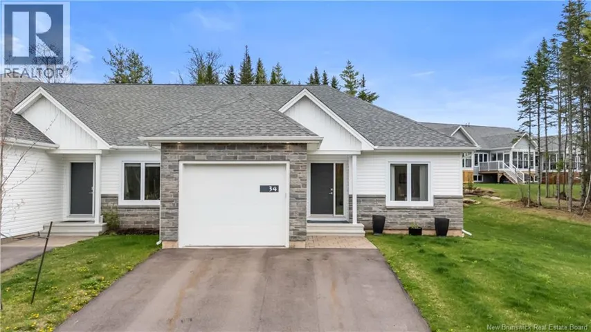 34 Beaubois, Dieppe, New Brunswick E1A8N8