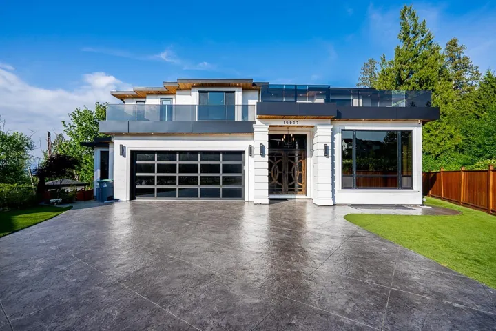 16577 29A AVENUE, Surrey, British Columbia V3Z9X4
