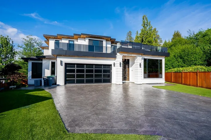 16577 29A AVENUE, Surrey, British Columbia V3Z9X4