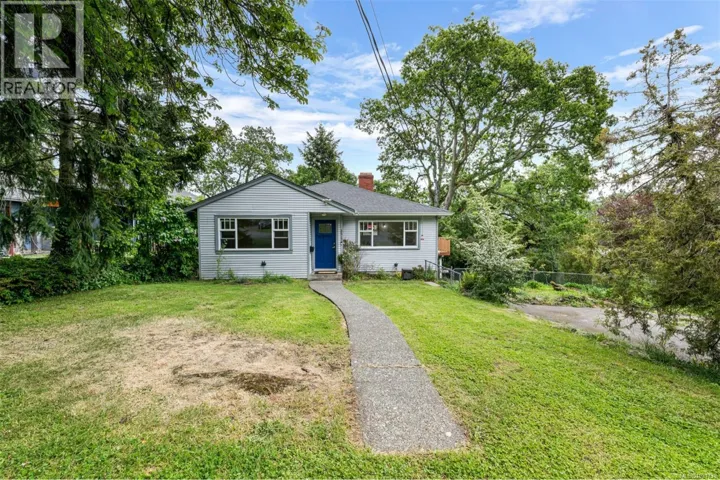 3517 Doncaster Rd, Saanich, British Columbia V8P3W2