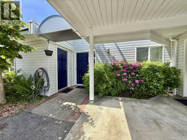 3 699 DOUGALL ROAD, Gibsons, British Columbia V0N1V8
