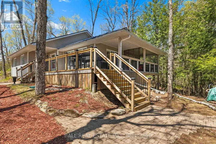 479 EAST CLEAR BAY ROAD, Trent Lakes, Ontario K0M2A0