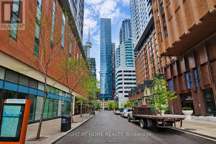 1505 - 327 KING STREET, Toronto (Waterfront Communities), Ontario M5V0W7