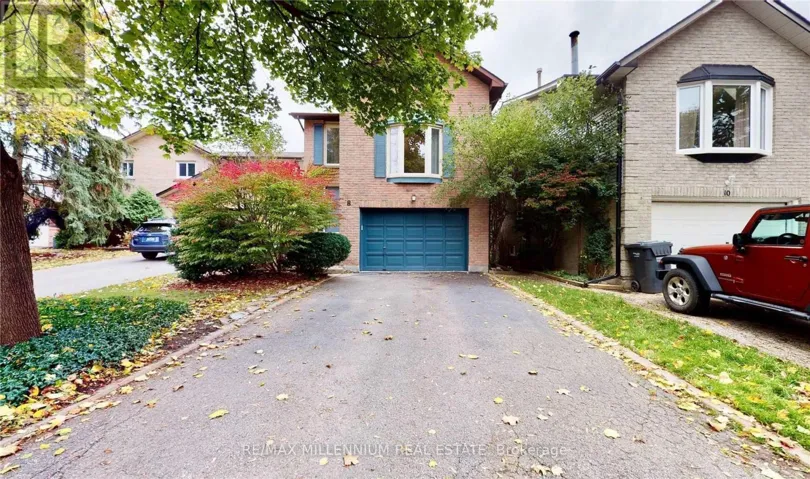 8 DALZELL AVENUE, Brampton (Heart Lake West), Ontario L6Z2C5