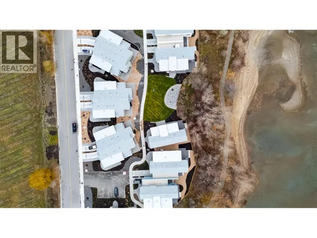 3040 Landry Crescent, Summerland, British Columbia V0H1Z9