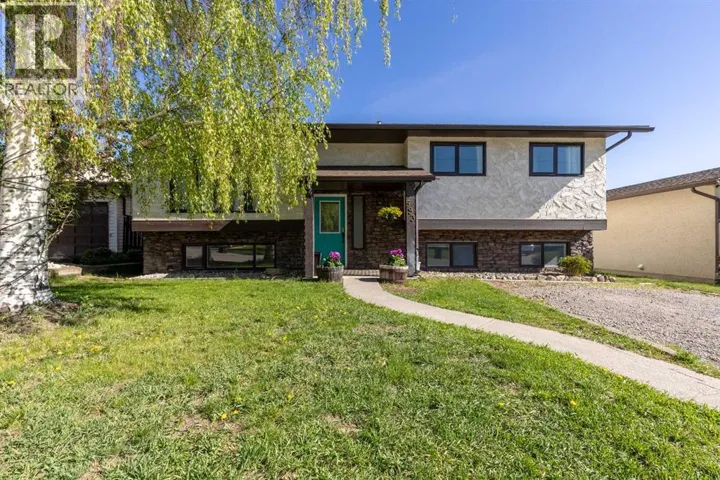 593 Charlotte Street, Pincher Creek, Alberta T0K1W0