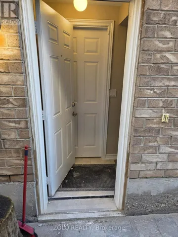 BASEMENT - 61 INTERLUDE DRIVE, Brampton (Credit Valley), Ontario L6X3B1