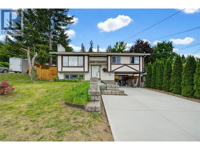 380 6 Avenue SE, Salmon Arm, British Columbia V1E4G7