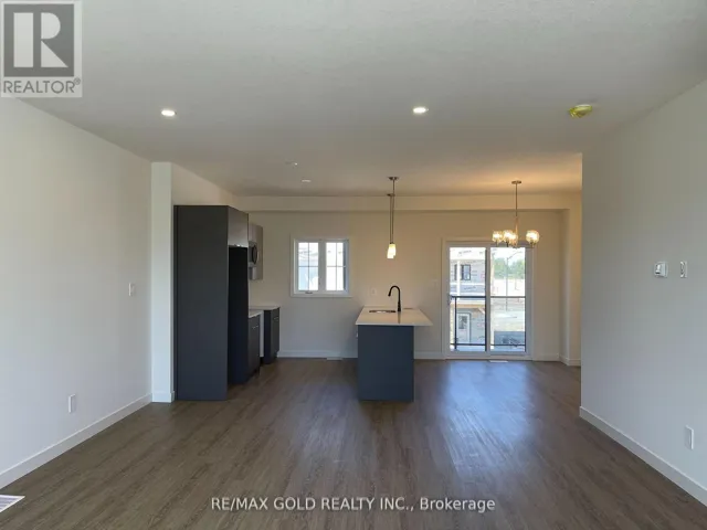 8 - 1781 HENRICA AVENUE, London North (North S), Ontario N6G0Y2