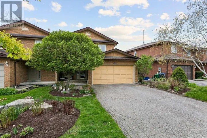 290 HILLSIDE DRIVE, Mississauga (Streetsville), Ontario L5M1G5