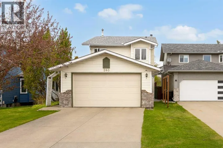 260 Riverside Mews SE, Calgary, Alberta T2C3Y8