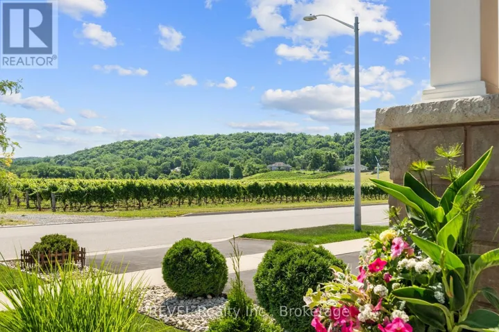316 CONCESSION 3 ROAD, Niagara-on-the-Lake (St. Davids), Ontario L0S1J0