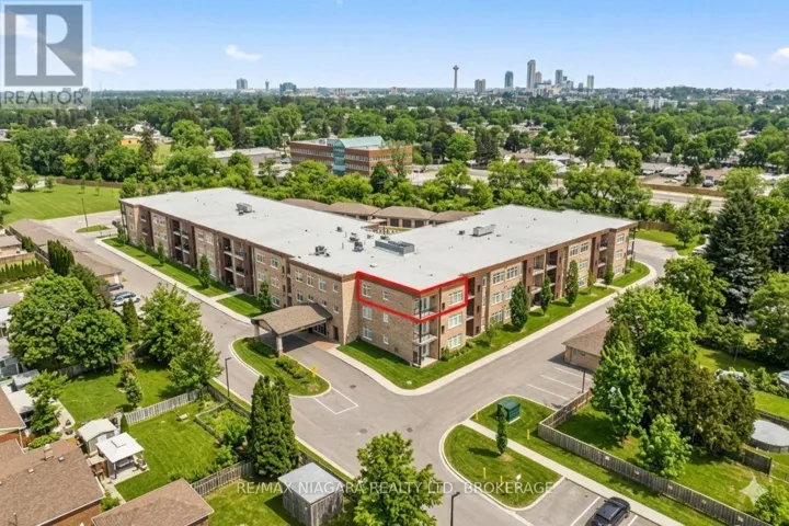 300 - 4644 PETTIT AVENUE, Niagara Falls (Morrison), Ontario L2E0B4