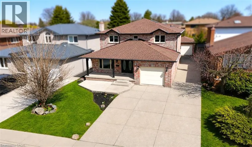 75 COURTLAND Avenue, Hamilton, Ontario L9B1X6