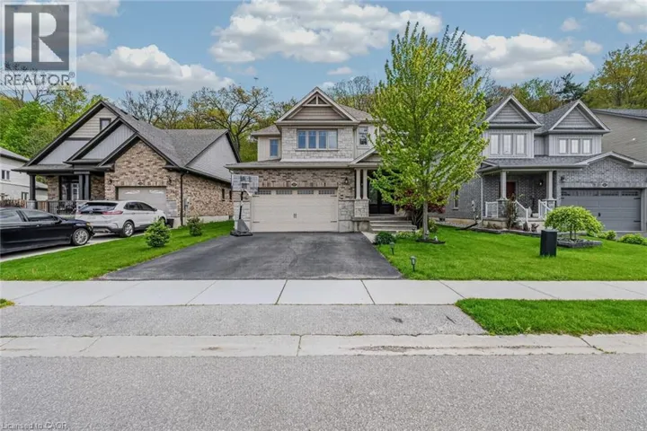 217 WOODWAY Lane, Simcoe, Ontario N3Y0C7
