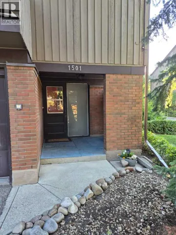 1501, 9803 24 Street SW, Calgary, Alberta T2V1S5