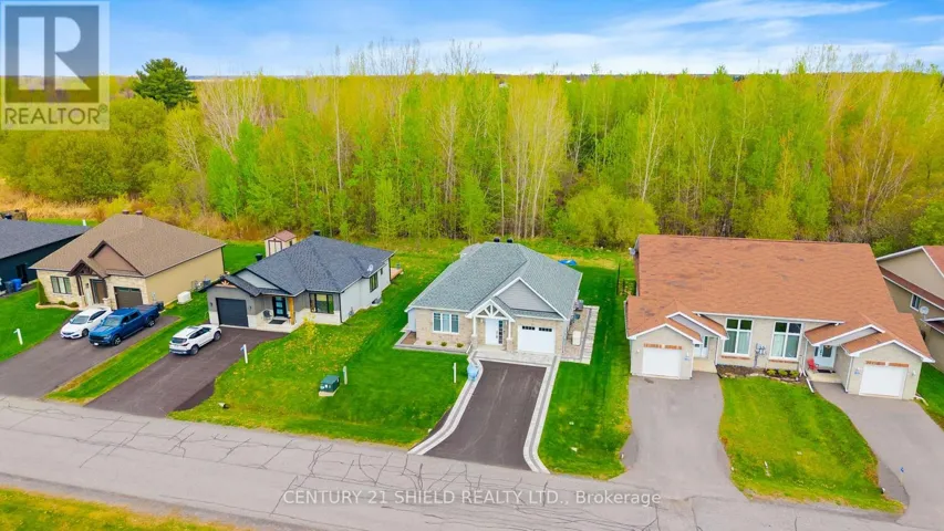 20317 ANDREA AVENUE, South Glengarry, Ontario K0C2C0