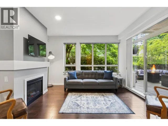 123 801 KLAHANIE DRIVE, Port Moody, British Columbia V3H5K4
