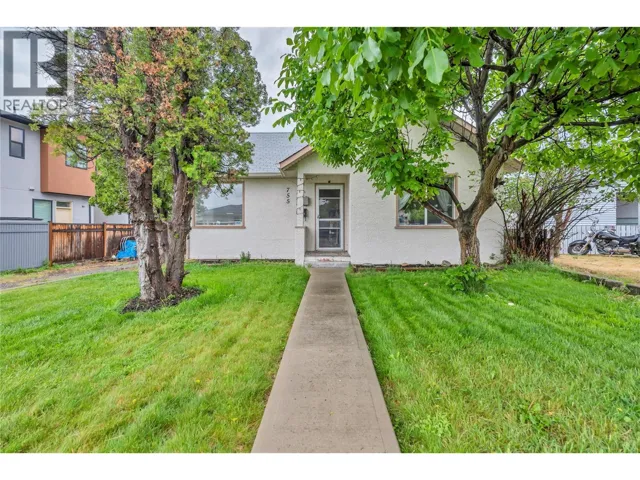 755 FORESTBROOK Drive, Penticton, British Columbia V2A2E6